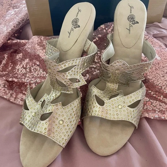 Joan Boyce | Shoes | Beautiful Gold Embellished Sandals Worn  display picture 3